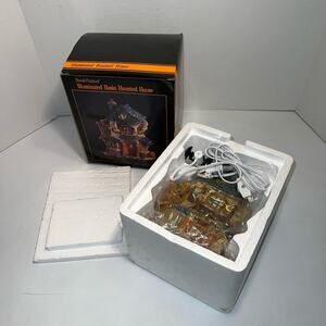 NIB NOS Halloween Village Hand Painted Illuminated Ceramic Haunted House Ghosts